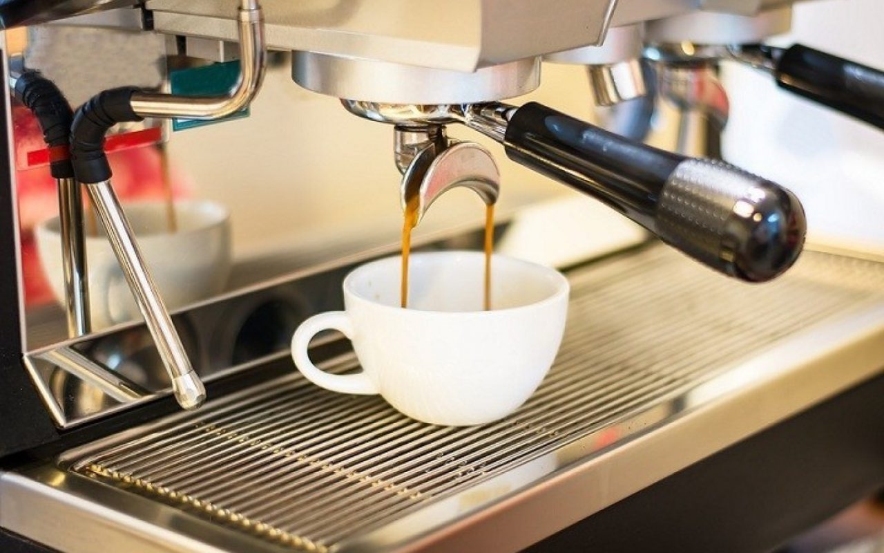 آموزش درست کردن قهوه با قهوه‌ساز